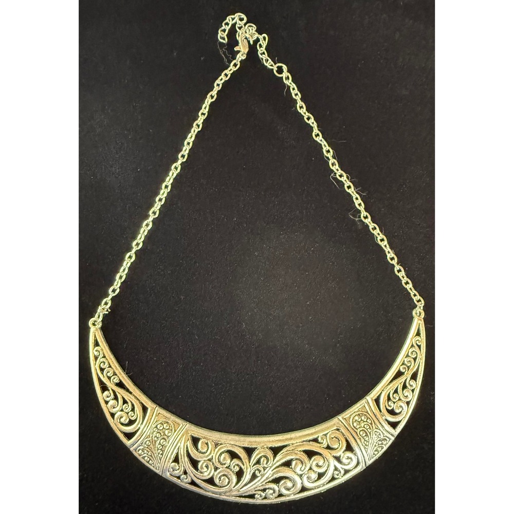 Statement Necklace Silver Tone Bib Necklace‎ Ornate Scroll Design Fashion